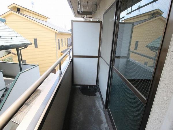 稲城市百村のマンション