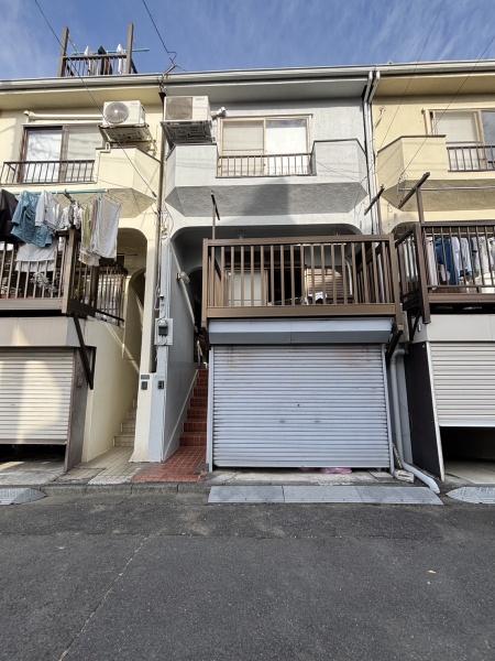 稲城市矢野口の貸家
