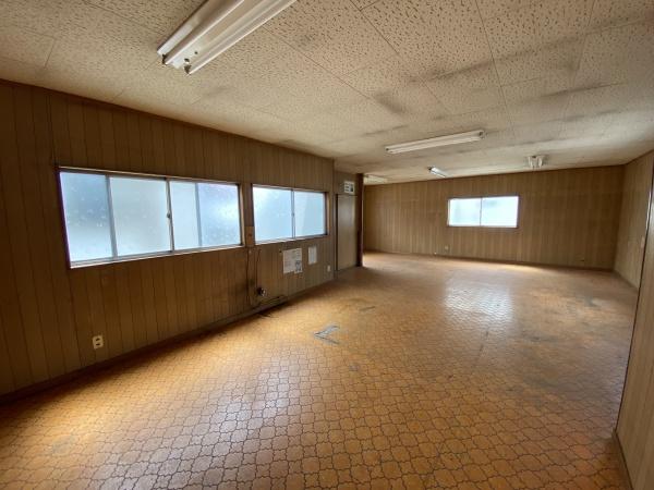 南町倉庫事務所