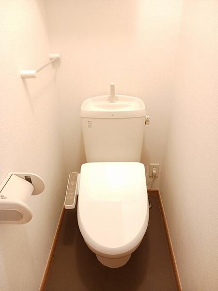 稲城市百村のアパート