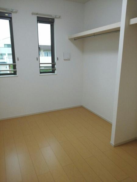 稲城市矢野口のアパート