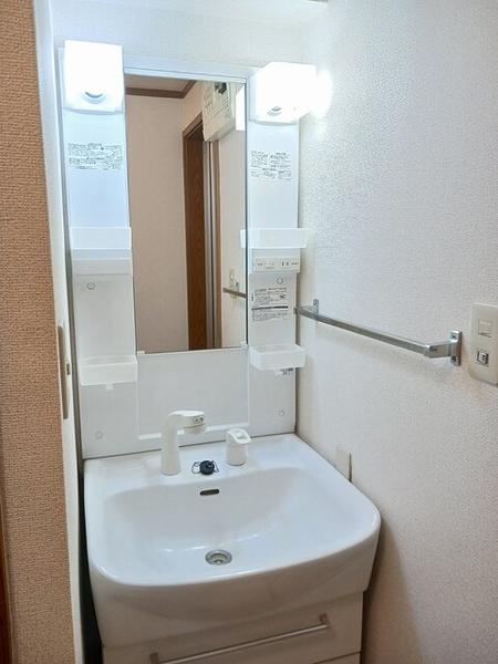 稲城市矢野口のアパート