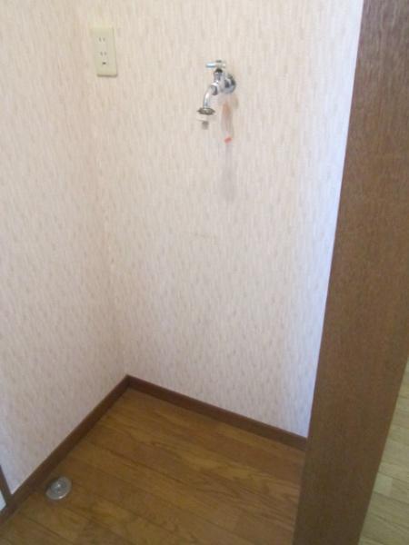 稲城市大丸のアパート