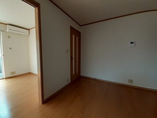 稲城市矢野口のアパート
