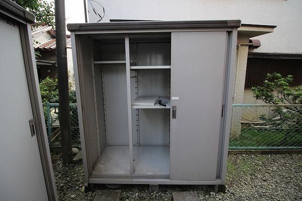 稲城市押立のアパート