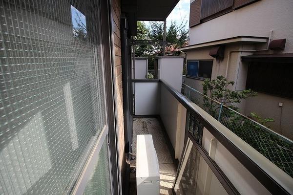 稲城市押立のアパート