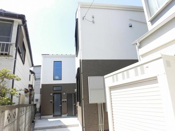 稲城市押立のアパート