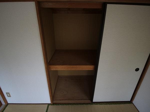 稲城市東長沼のマンション