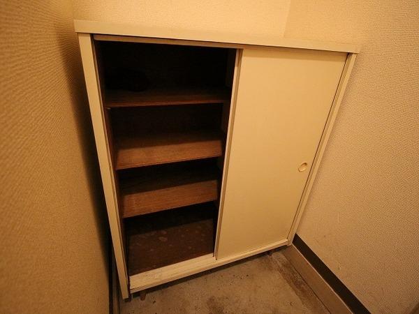 稲城市東長沼のマンション