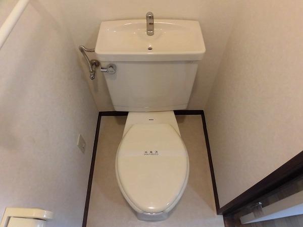 稲城市百村のマンション