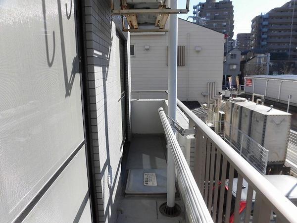 稲城市百村のマンション