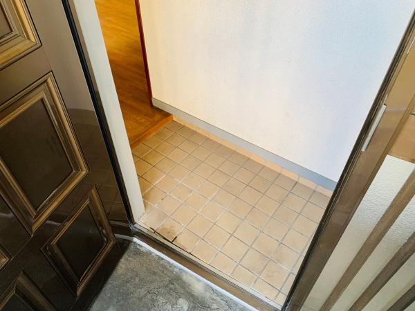 稲城市押立のアパート