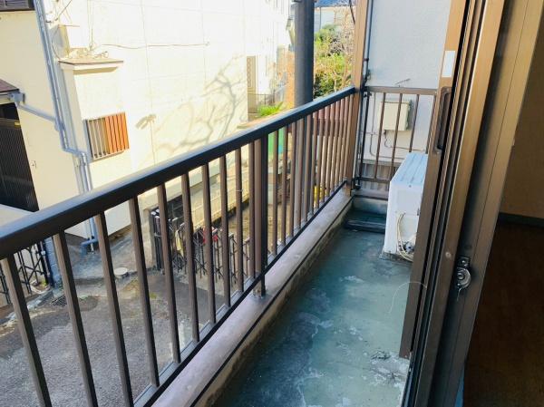 稲城市押立のアパート