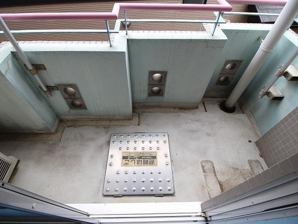 稲城市百村のマンション