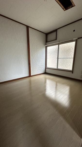 中野区中野１丁目の貸家