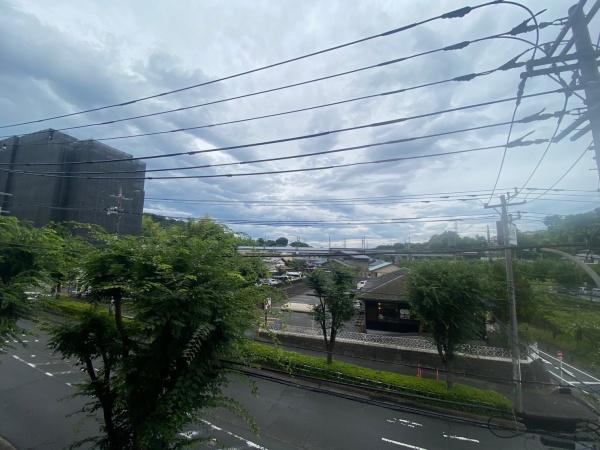 稲城市東長沼のマンション