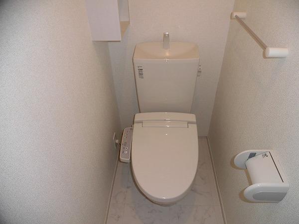 稲城市押立のアパート