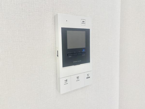 稲城市東長沼のマンション