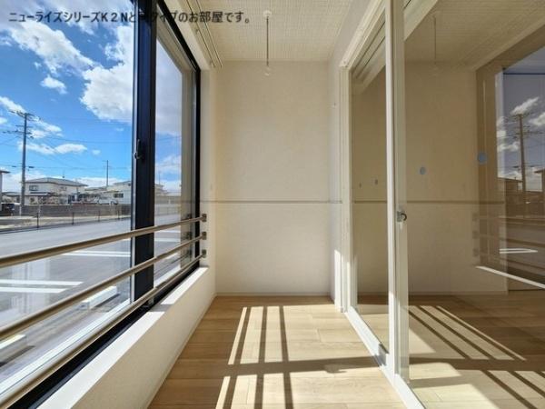 稲城市東長沼のアパート