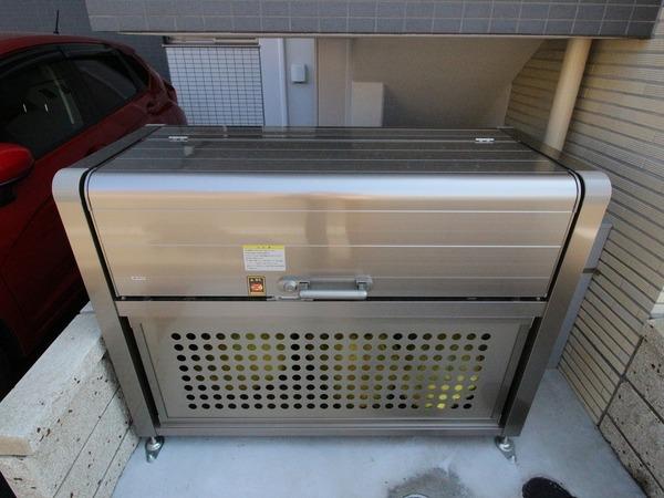 稲城市東長沼のマンション