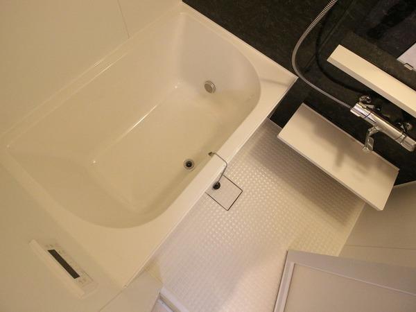 稲城市東長沼のマンション
