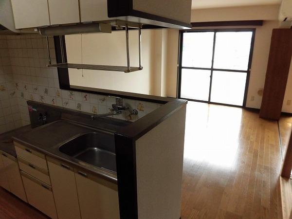 稲城市百村のマンション