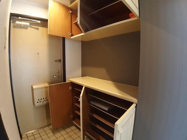 稲城市百村のマンション
