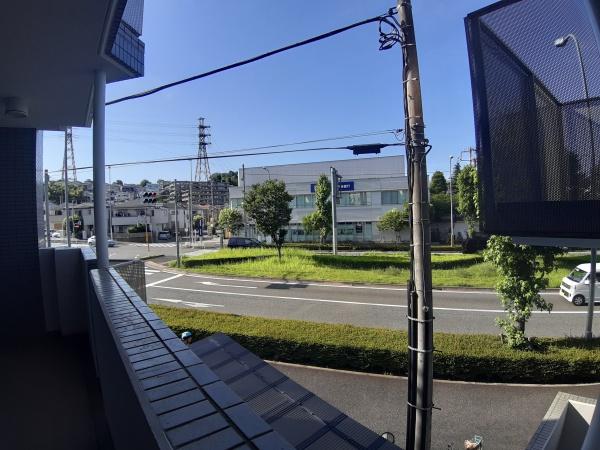 稲城市百村のマンション