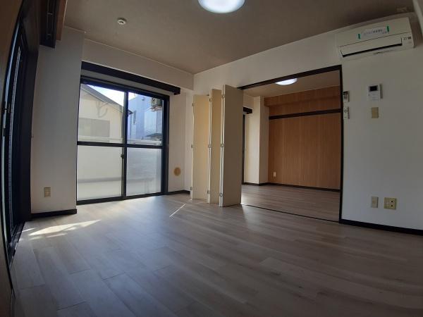 稲城市百村のマンション