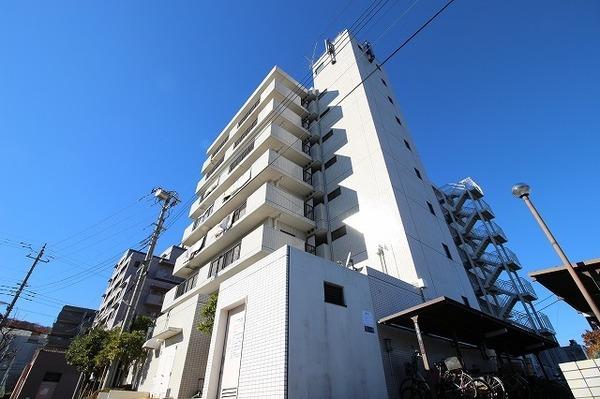 稲城市東長沼のマンション