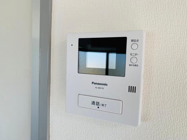 稲城市東長沼のマンション