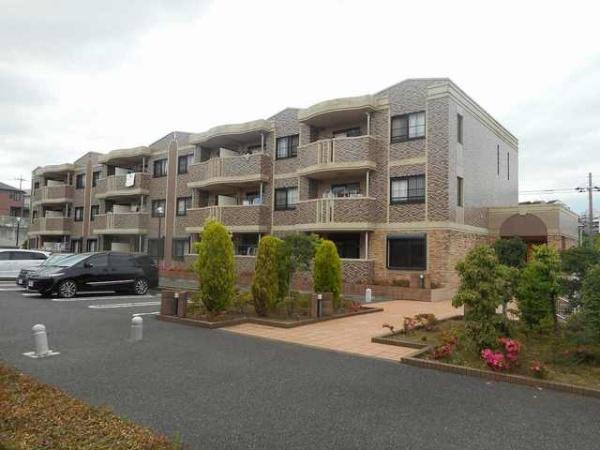 稲城市百村のマンション