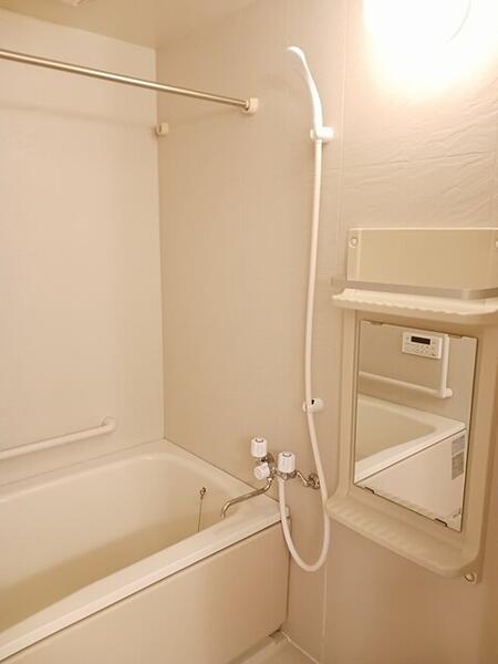 稲城市百村のマンション