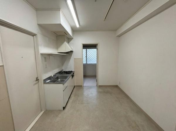 調布市佐須町　テナント