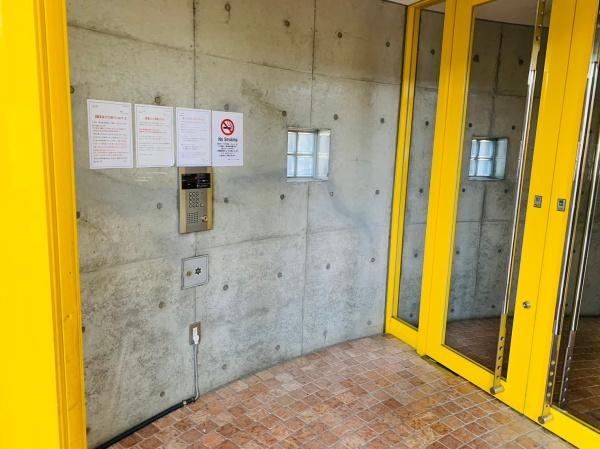 稲城市東長沼のマンション
