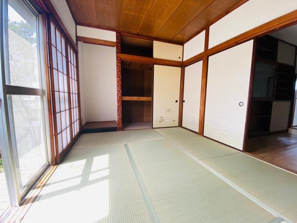 稲城市矢野口の貸家