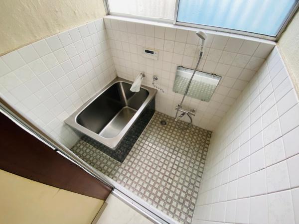稲城市矢野口の貸家