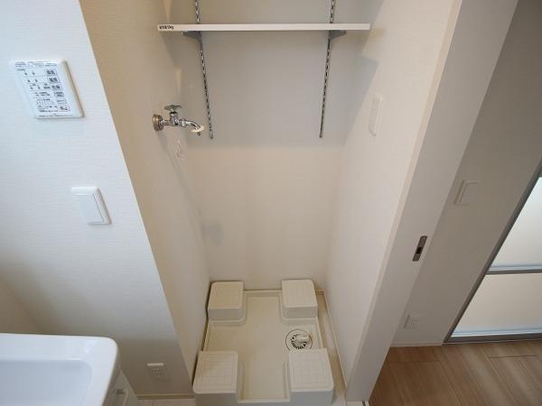 稲城市東長沼のマンション