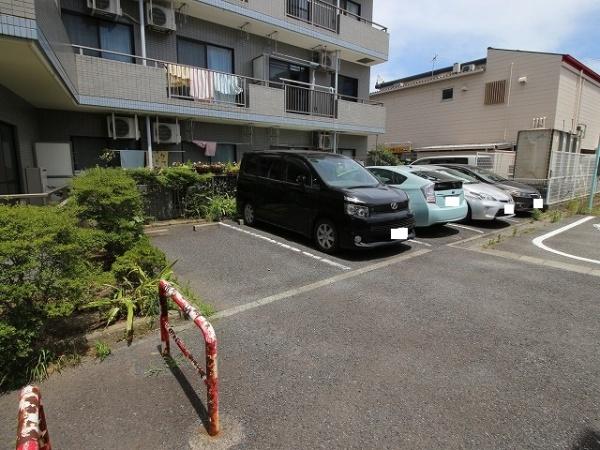 稲城市百村のマンション