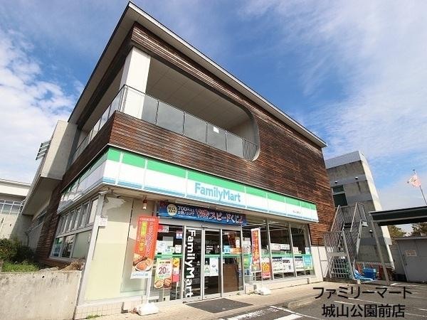 稲城市向陽台６丁目のマンション(ファミリーマート城山公園前店)