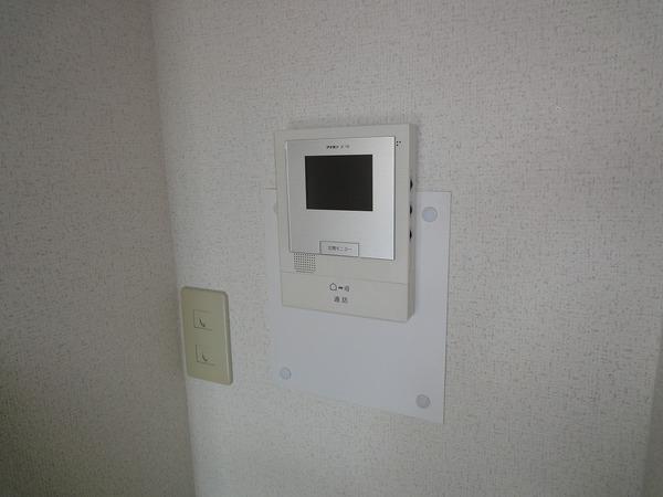 稲城市向陽台６丁目のマンション