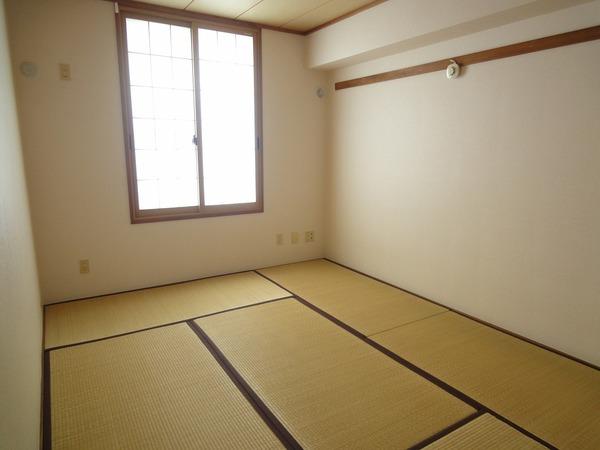 稲城市向陽台６丁目のマンション