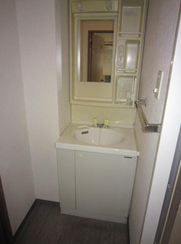 稲城市大丸のマンション