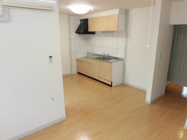 稲城市矢野口のアパート