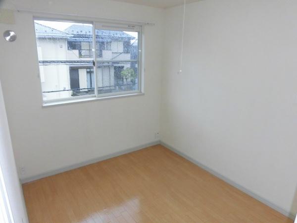 稲城市矢野口のアパート