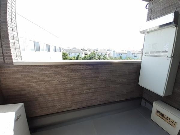 稲城市押立のアパート