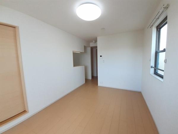 稲城市押立のアパート