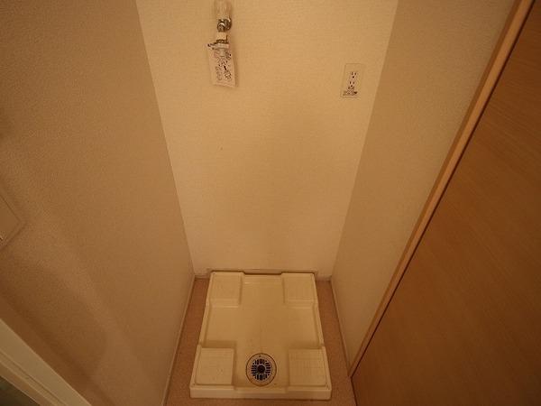 稲城市大丸のアパート