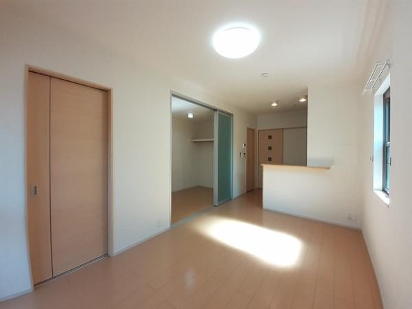稲城市矢野口のアパート