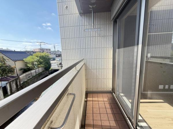 稲城市東長沼のマンション